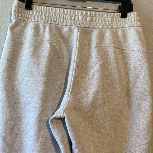 Lululemon womens joggers - Picture 3 of 6